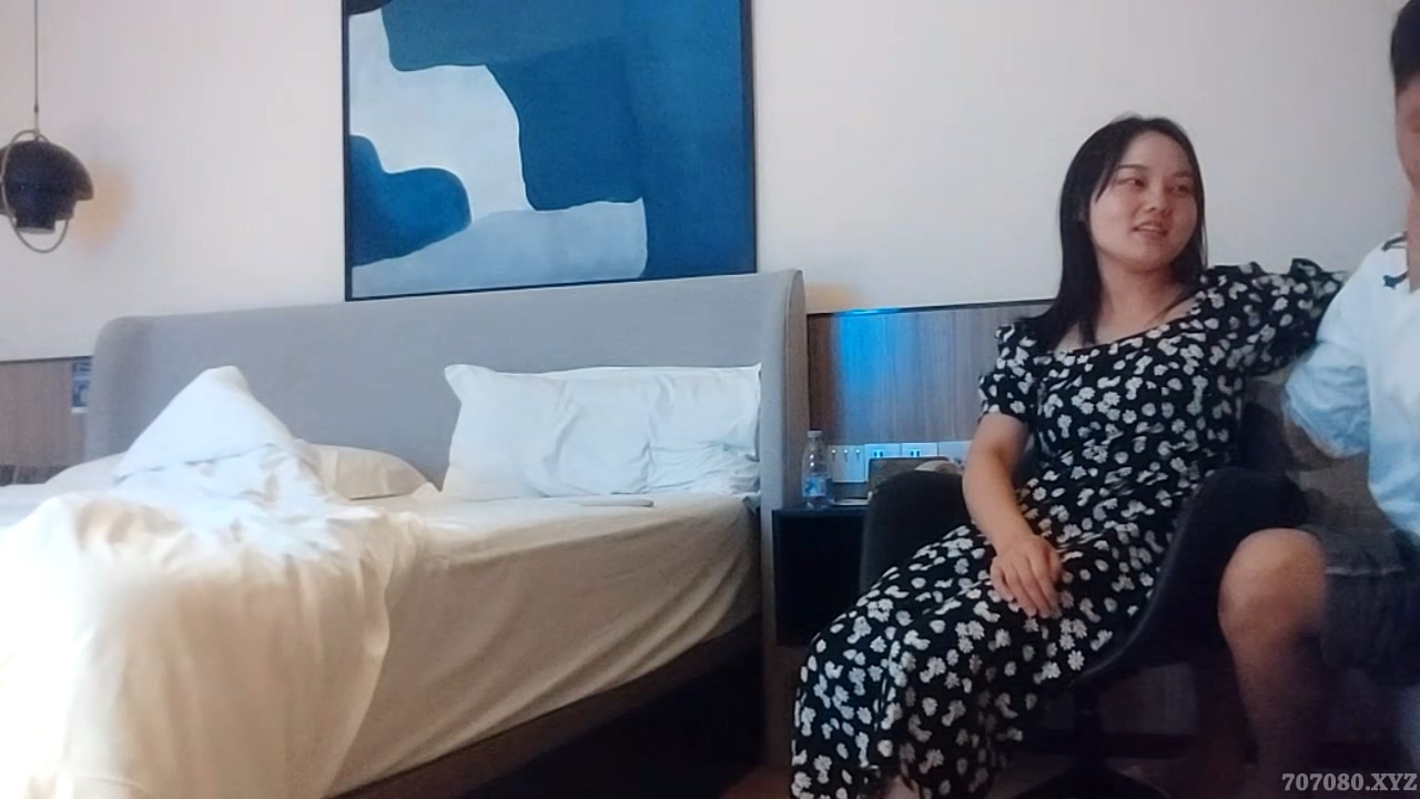 深海探花  良家人妻聊天调情 20231023